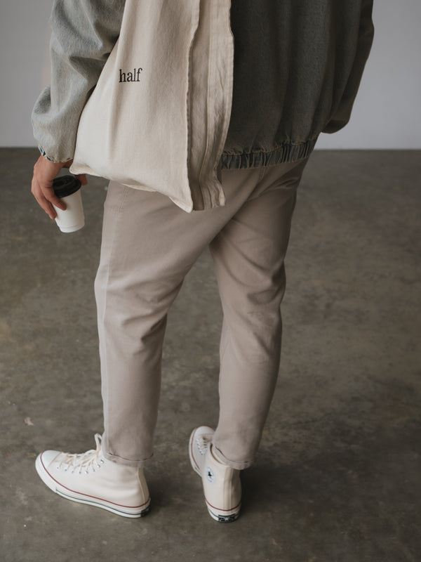 SLIM TOTE BAG - CREAMY & BLACK