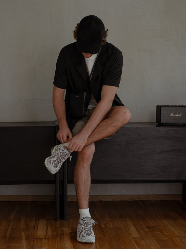 RESORT SHORT SLEEVE - BLACK