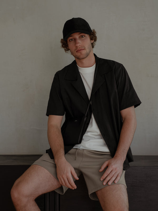 RESORT SHORT SLEEVE - BLACK