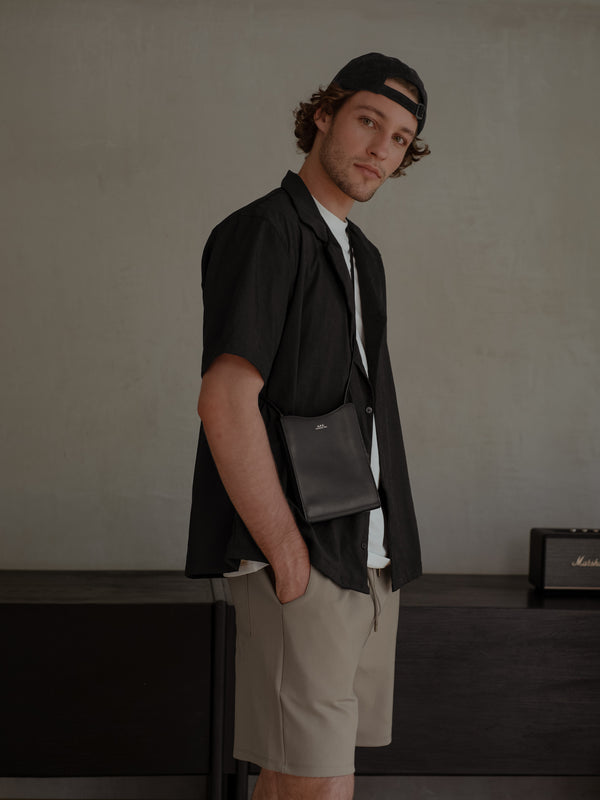 RESORT SHORT SLEEVE - BLACK