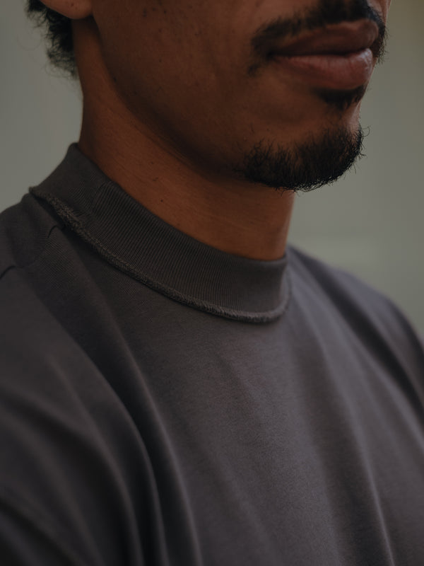 MEN EXPOSURE SEAMS T-SHIRT - GRAY