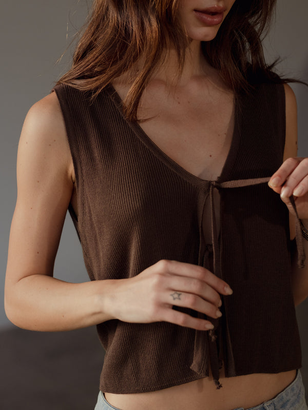 OPEN TIED KNIT VEST - ESPRESSO