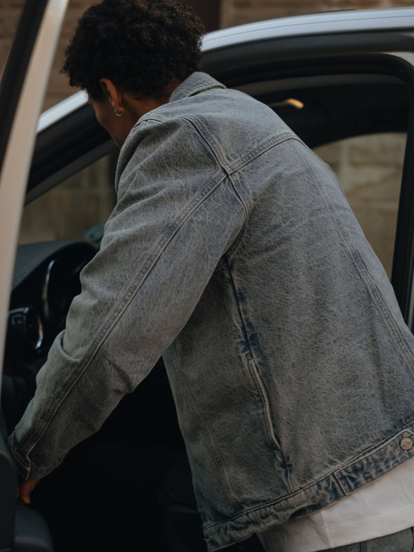 DENIM OVERSIZED JACKET - DIRTY CLEAR BLUE