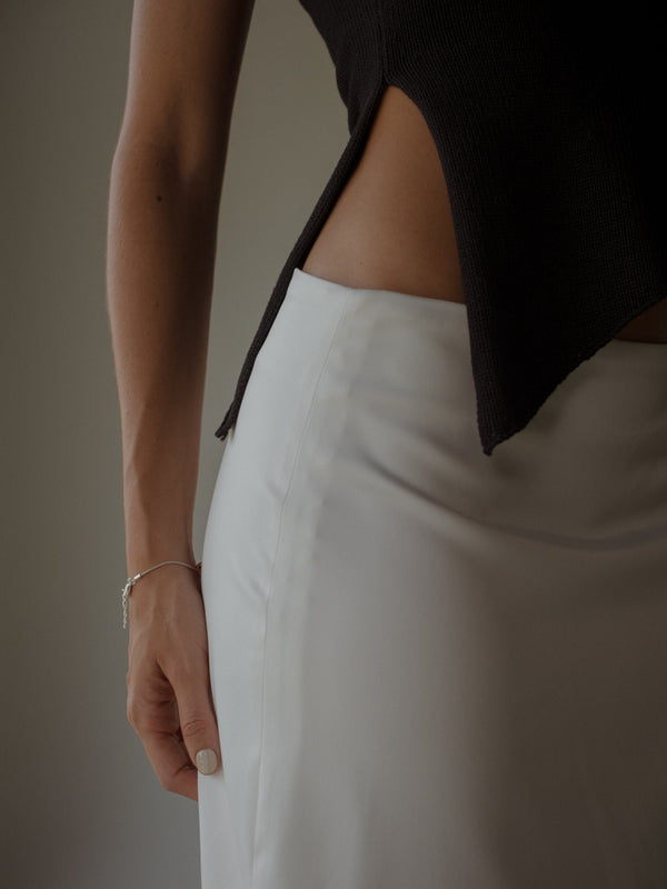 LONG CORE SKIRT  - SOFT WHITE