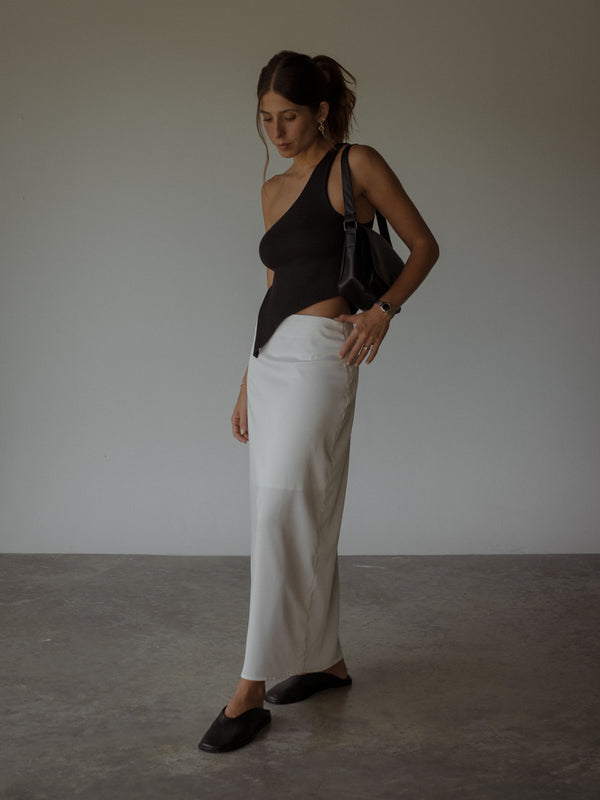 LONG CORE SKIRT  - SOFT WHITE