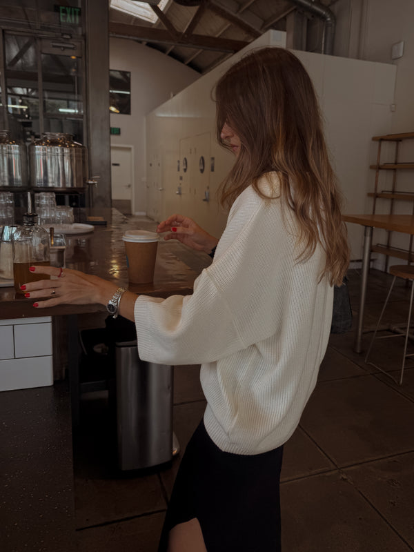 BAGGY KNIT T-SHIRT - SOFT WHITE