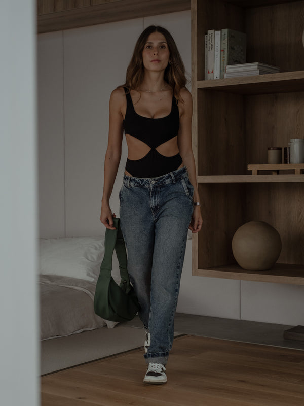 STRAIGHT LEG JEAN  - OCEAN BLUE