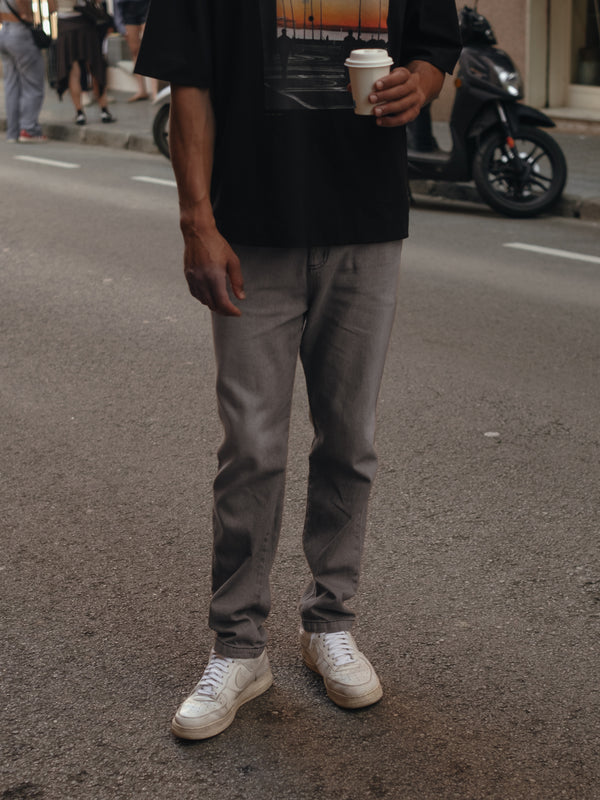 MEN REGULAR FIT JEAN - SPACE GRAY