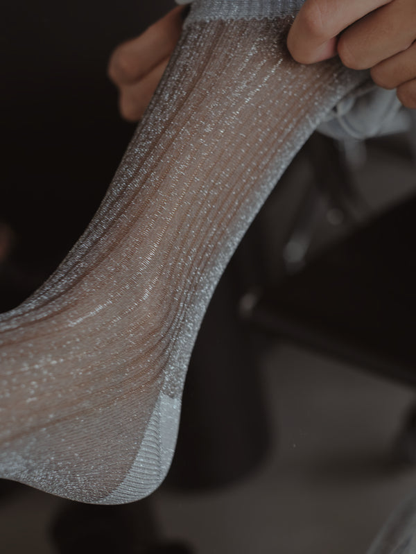MESH SHINY SOCKS - PLATINUM