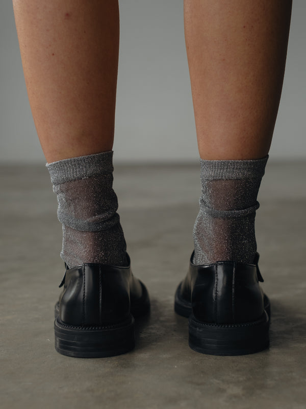 MESH SHINY SOCKS - PLATINUM