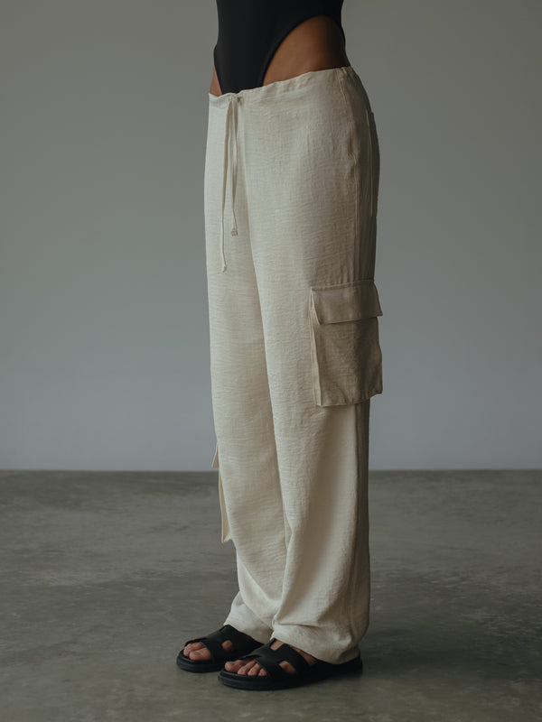 LIGHT CARGO PANT - SAND