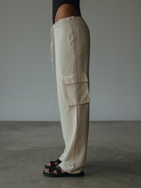 LIGHT CARGO PANT - SAND