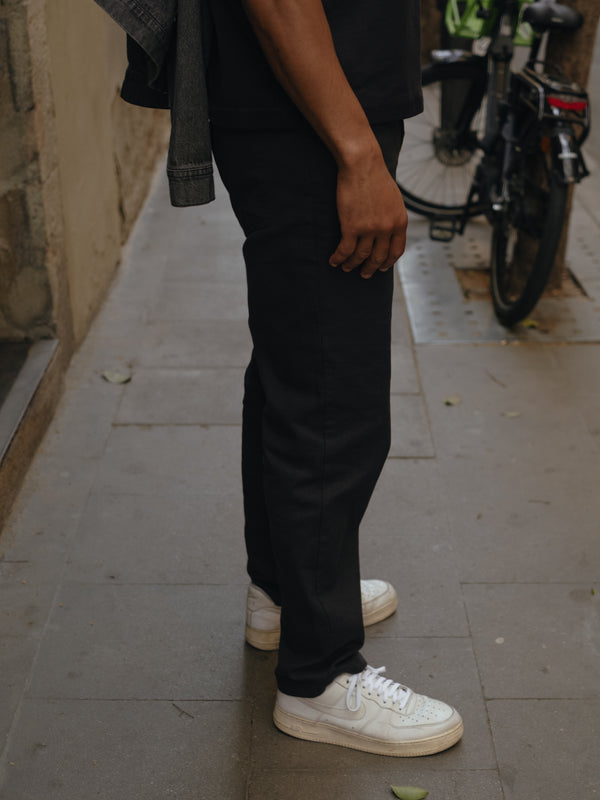 MEN DRILL RIGHT FIT TROUSER - BLACK