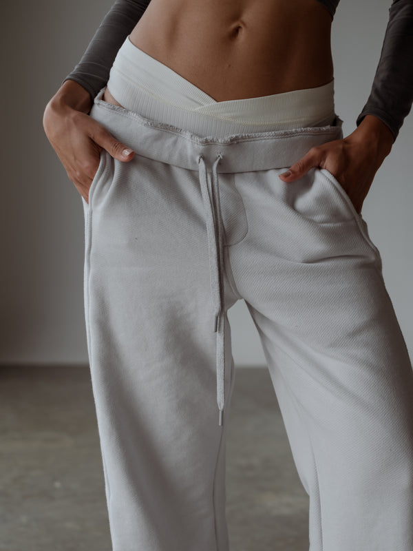 SIMPLY TRACK PANT - GRAY