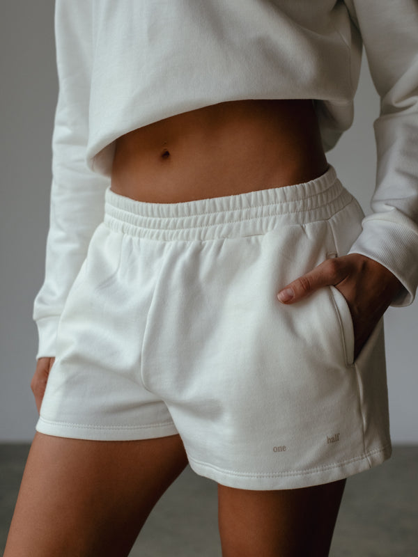 CLASSIC SWEATSHORTS - SOFT WHITE