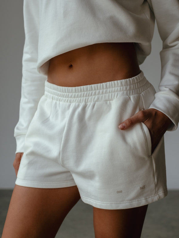 CLASSIC SWEATSHORTS - SOFT WHITE