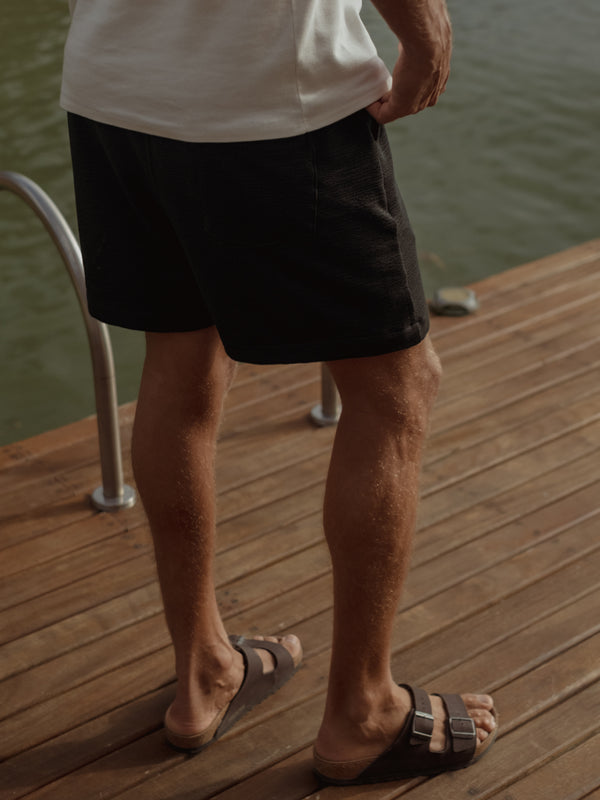 MEN RUSTIKE SHORTS - BLACK