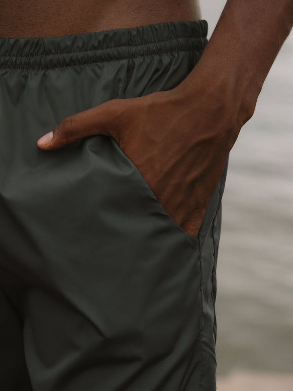 Bermuda con bolsillos en la parte frontal