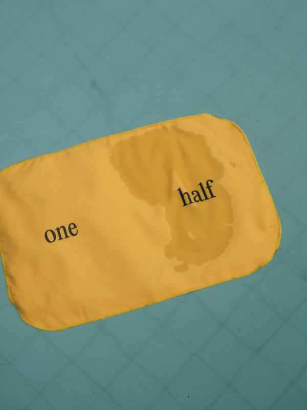 MINI TOWEL - ICONIC YELLOW