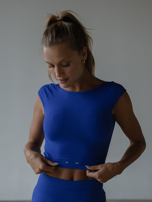SHORT SLEEVE SEAMLESS TOP - ELECTRIC BLUE