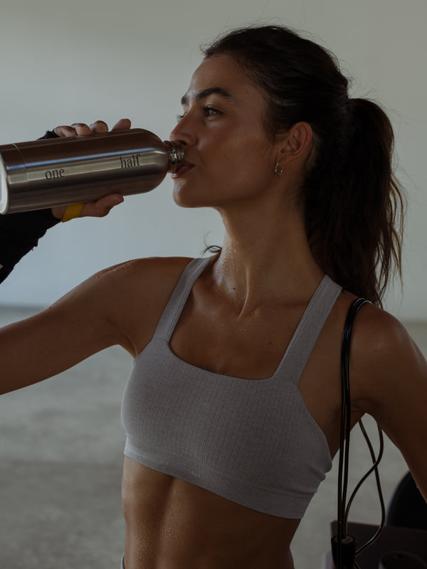 CONTOUR SEAMLESS CROP TOP - GRAY JASPE