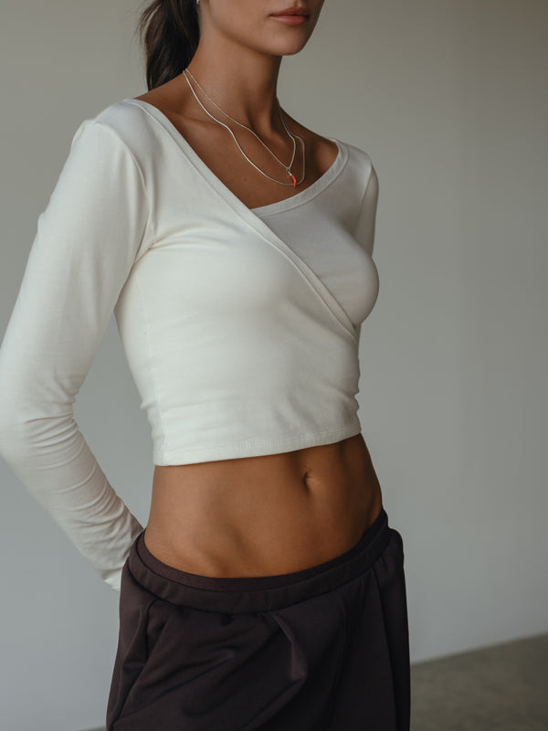 LONG SLEEVE CROSS TOP - CREAMY