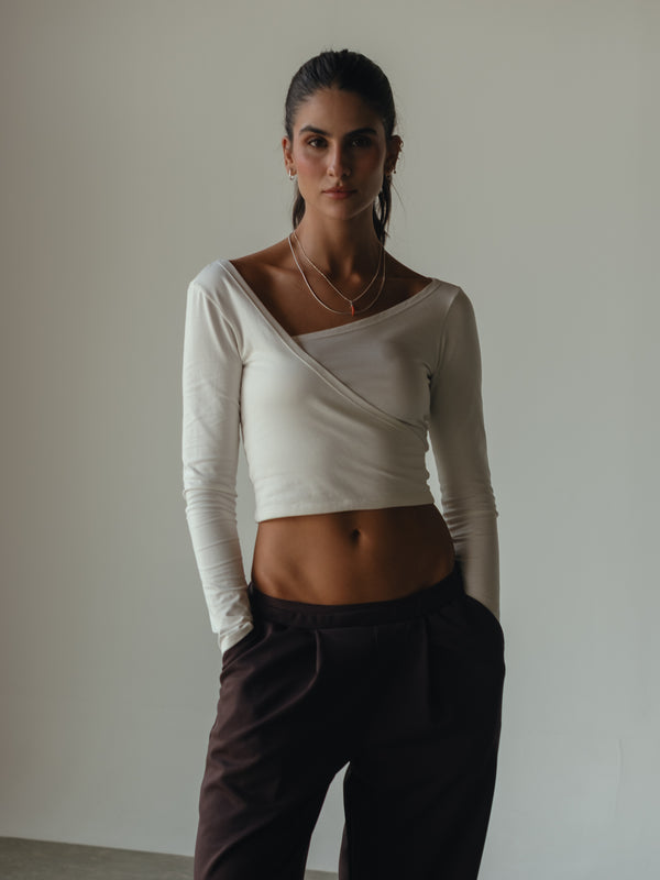 LONG SLEEVE CROSS TOP - CREAMY