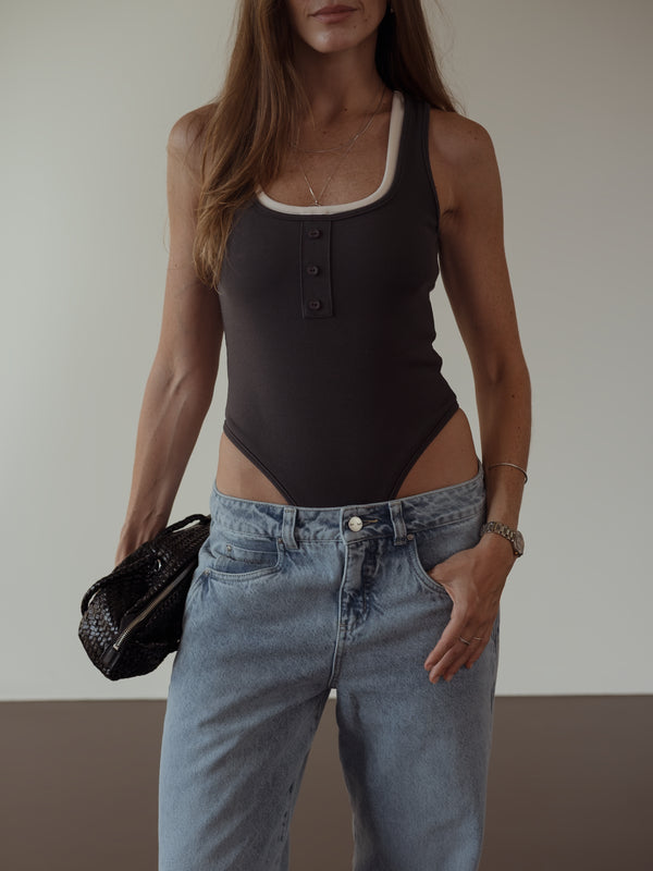 HALF BUTTON BODY - DARK GRAY