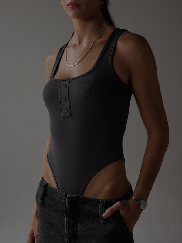 HALF BUTTON BODY - DARK GRAY