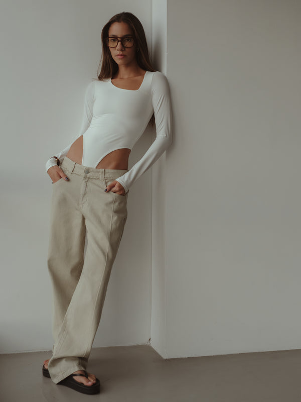 OPEN CURVE BODYSUIT - SOFT WHITE
