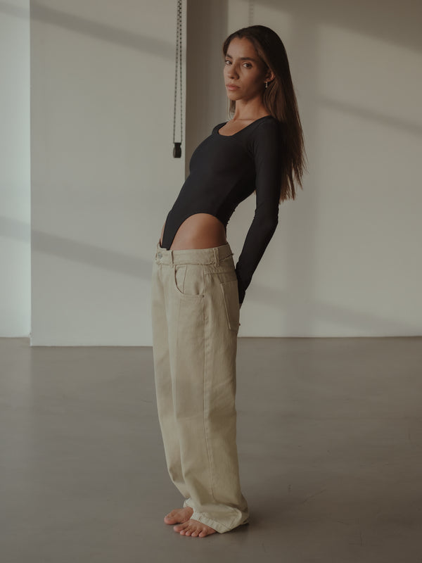 OPEN CURVE BODYSUIT - BLACK