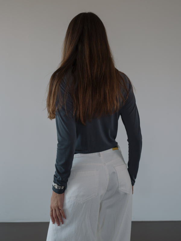 LONG SLEEVE FLOWY BODY - DARK GRAY