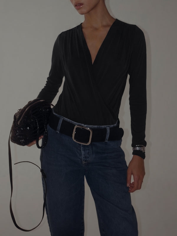 LONG SLEEVE FLOWY BODY - BLACK