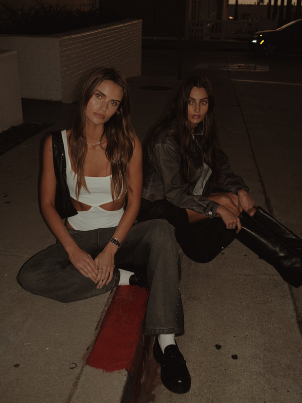 PRETTY SEAMLESS BODY - GLOSSY CREAMY