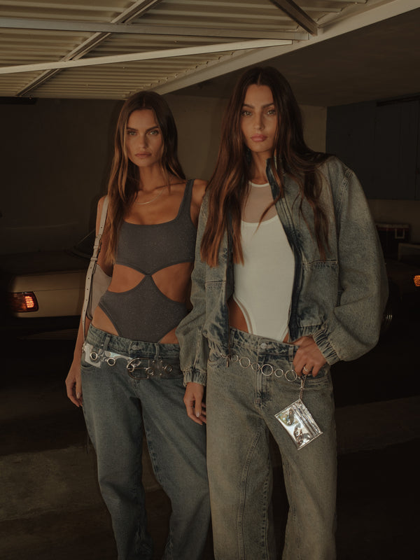 PRETTY SEAMLESS BODY - GLOSSY GRAY