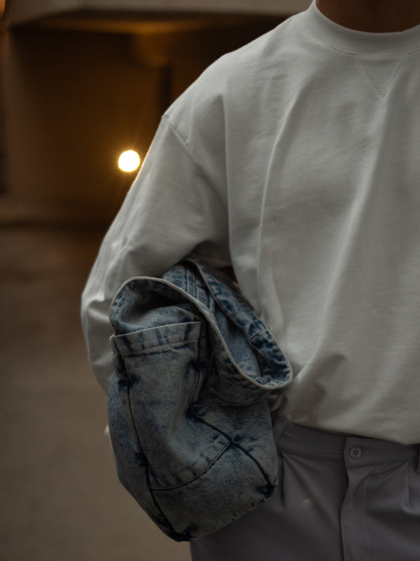 ONE HALF BOXY CREWNECK - SOFT WHITE