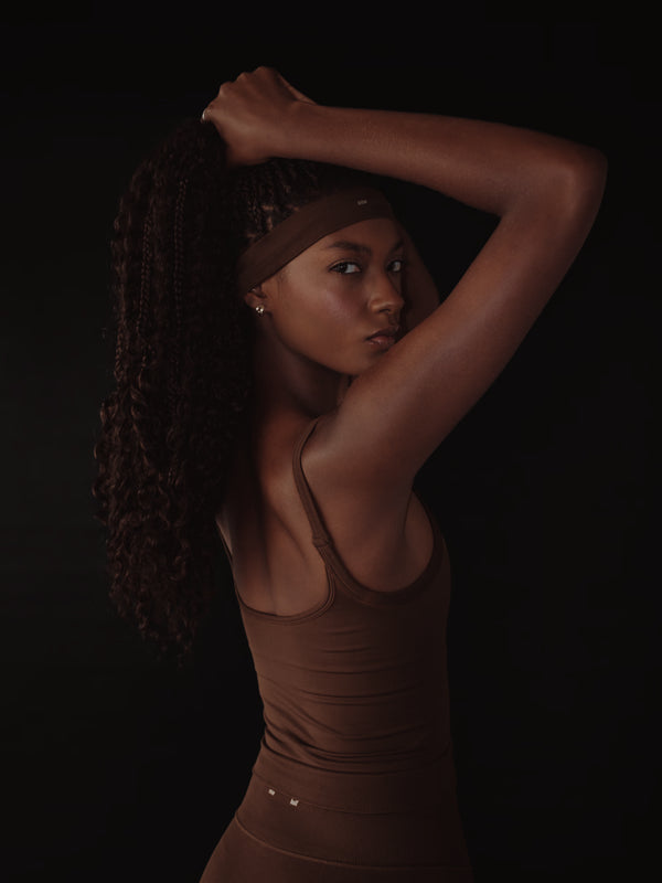 SOFT SEAMLESS TANK TOP - SEPIA