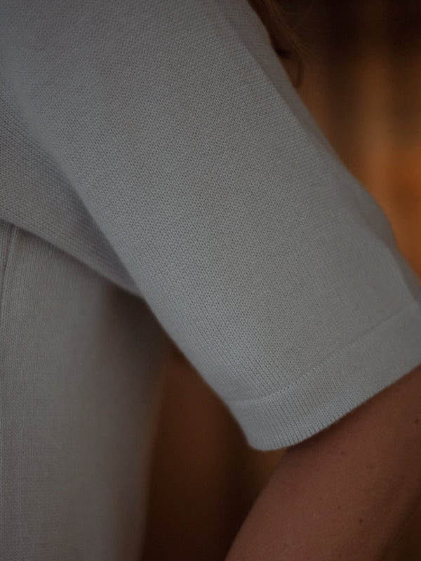 TALL COLLAR KNIT T-SHIRT - LIGHT GRAY
