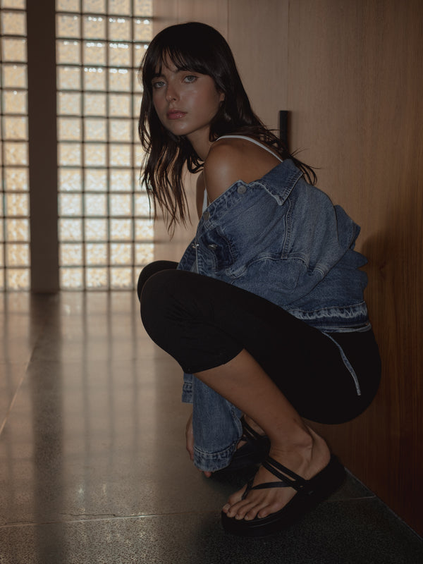 BASIC CAPRI PANT - BLACK