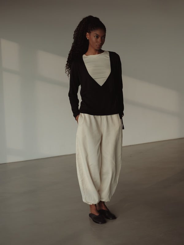 KNIT & KNOT CARDIGAN - BLACK