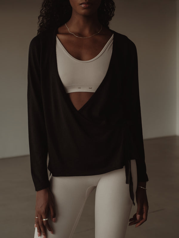 KNIT & KNOT CARDIGAN - BLACK