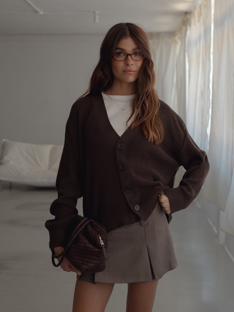 EASE KNIT CARDIGAN - BROWN