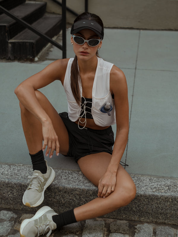HIKING VEST - SOFT WHITE