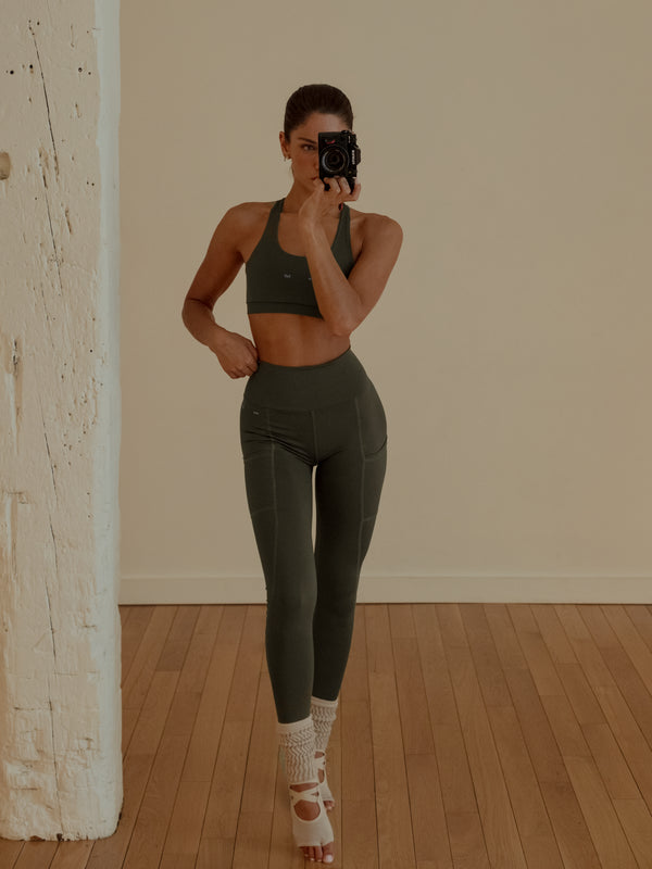 HIKING CROP TOP - PESTO