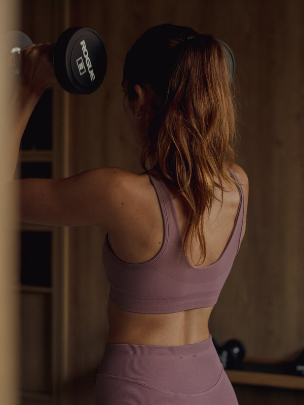 HIGH-PERFORMANCE SEAMLESS CROP TOP - COSMETIC PINK