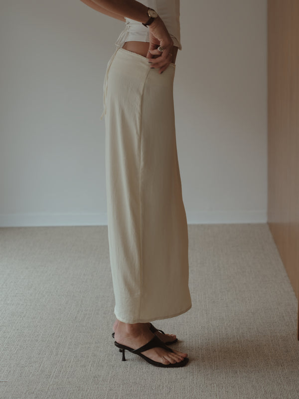 SOFT LONG SKIRT - VANILLA