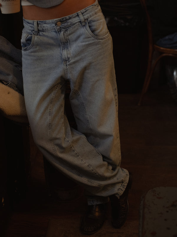 LONG BARREL JEAN - OLD LIGHT BLUE