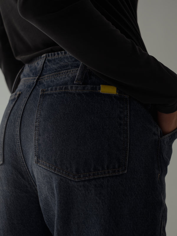 SARTORIAL BARREL JEAN - SPACE BLUE