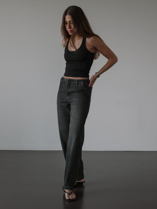 SARTORIAL BARREL JEAN - BLACK PEPPER