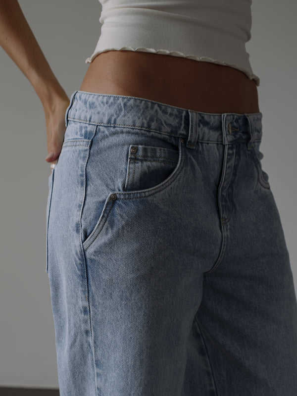 NOT SO MODEST JEAN - OLD LIGHT BLUE